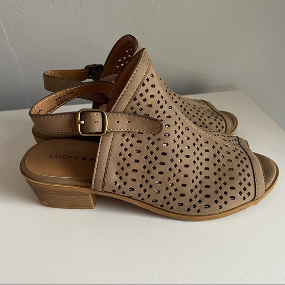Lucky Brand UG-Bardolph Taupe Sandal - Picture 4 of 14